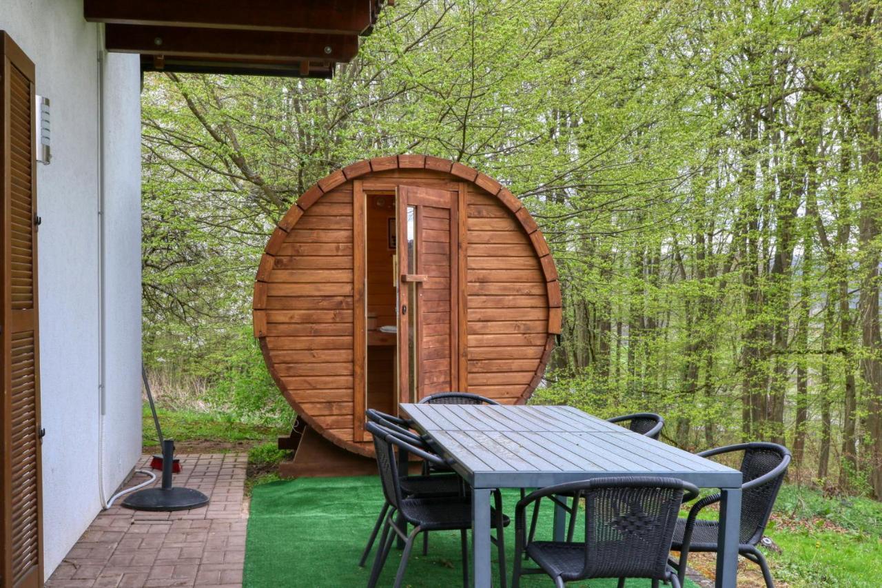 Seepark Kirchheim Ferienhaus Bei Zeta Mit Sauna Eksteriør billede
